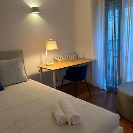 Quarto Premium Centro - Com Wc Partilhado Accommodatie bij particulieren Lissabon
